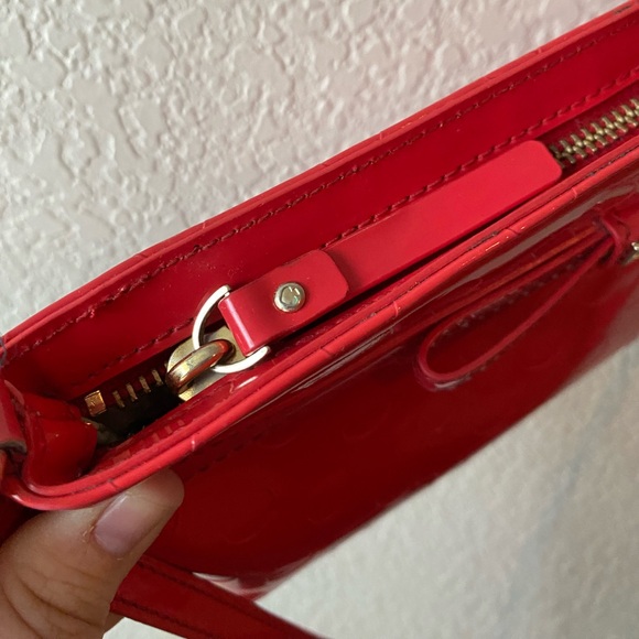 Kate Spade Red Patent Shoulder Bag / Crossbody • Used • Small Bow Detail - Picture 7 of 13
